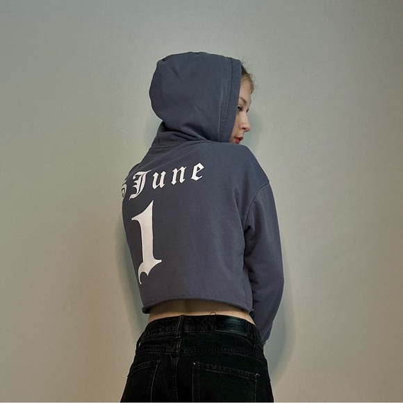 Blue crop top - Picture 3 of 6